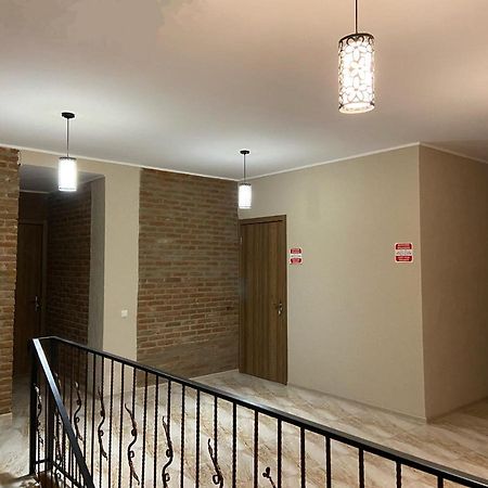 Guest House “Timote” Kutaisi Luaran gambar