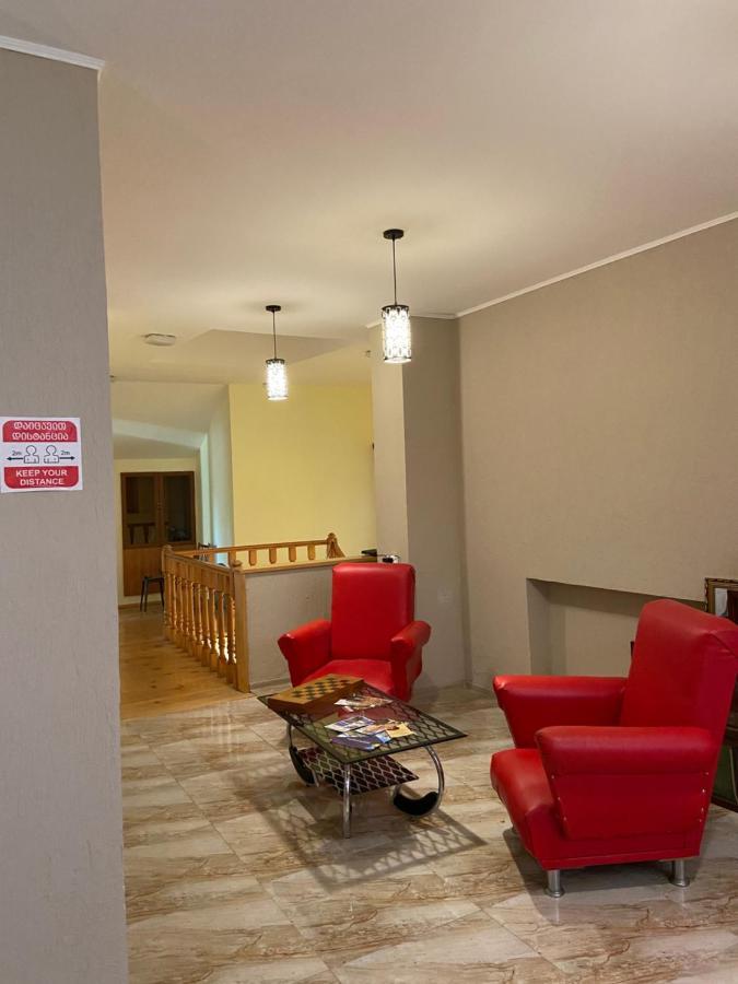 Guest House “Timote” Kutaisi Luaran gambar