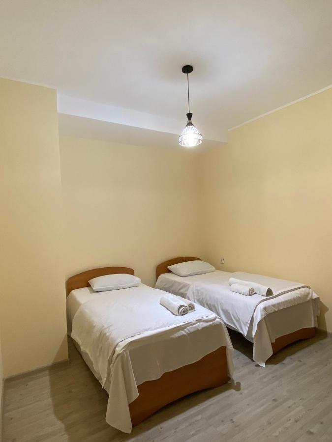 Guest House “Timote” Kutaisi Luaran gambar